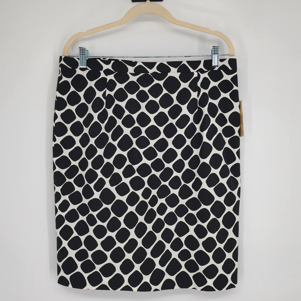 Michael Kors NWT Polka Dot Skirt Size 12 Old Money Minimalist Designer Career